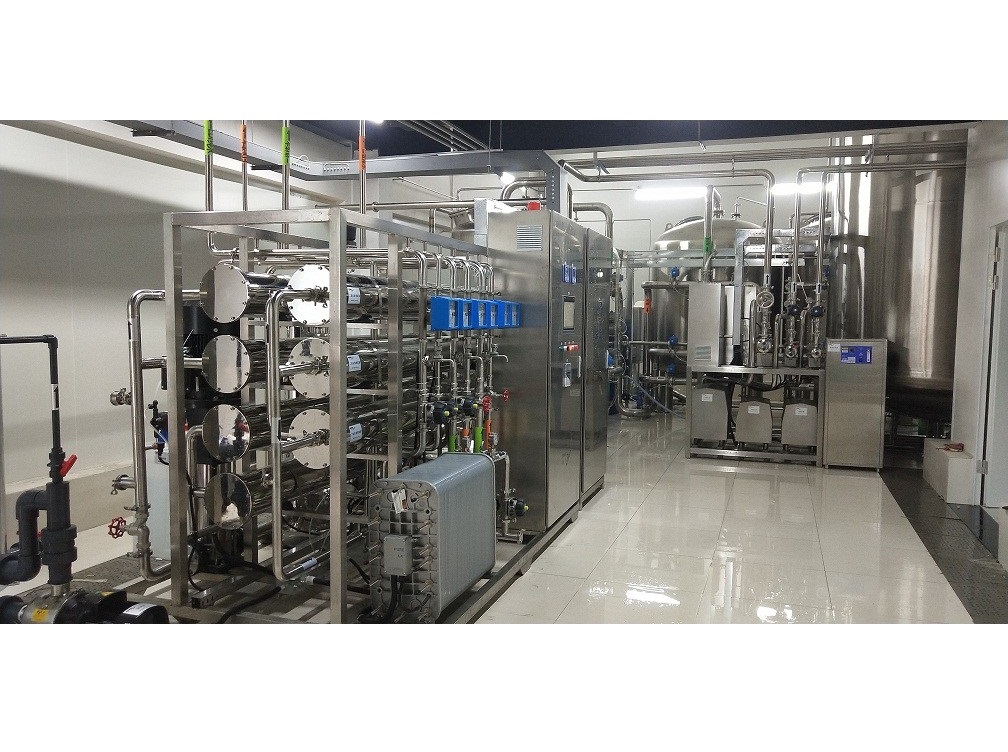 在選擇飲用水設備時，需綜合考慮設備類型